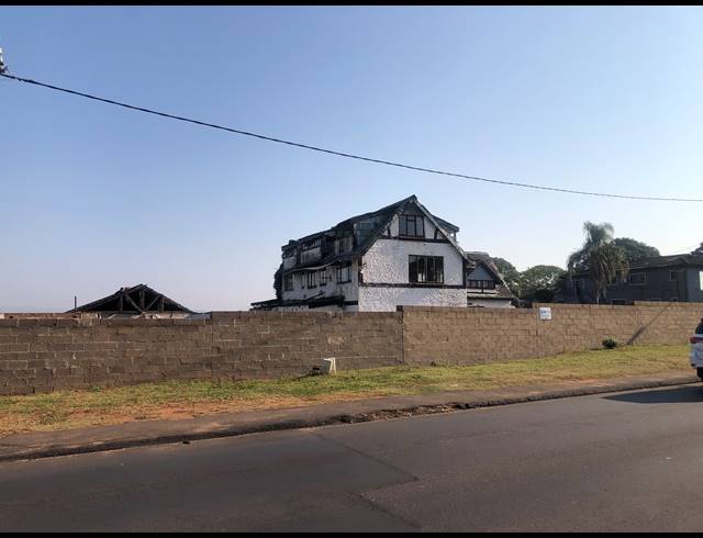 3,110M² VACANT LAND FOR SALE IN LA LUCIA RIDGE